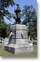 Simon_Kenton_Memorial_b_shadow